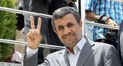 احمدی&zwnj;نژاد در انتخابات ریاست جمهوری ۱۴۰۰ ثبت نام می&zwnj;کند