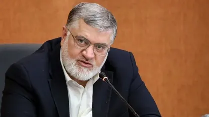 مردم می&zwnj;توانند از تسهیلات پنل&zwnj;های خورشیدی استفاده کنند