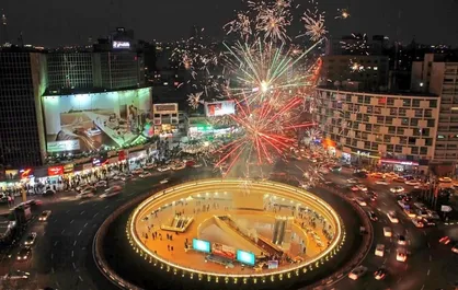 دیوارنگاره جدید میدان ولی عصر (عج) رونمایی شد + عکس و موزیک ویدئو