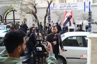 تجمع دانشجویی در مقابل سفارت مصر