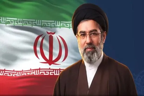 رهبر انقلاب: مأموریت تاریخی دانش‌آموزان و دانشجویان، فتح قله‌های پیشرفت است