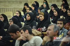 ششمین نشست «انتقام یا سازش» با حضور دانشجویان بسیجی دانشگاه باهنر برگزار می‌شود