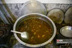پخت غذای موکب هییت الزهرای دانشگاه شریف