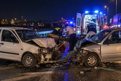 تصادف پراید و تیبا در جاده دزفول شوشتر ۸ مصدوم داشت