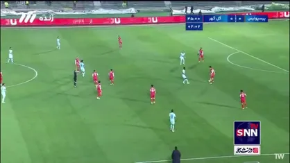 سوت پایان نیمه اول دیدار فوتبال گل&zwnj;گهر و پرسپولیس
