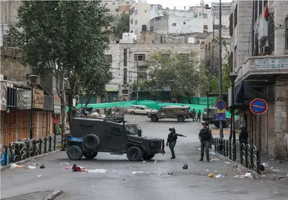 زخمی شدن یک جوان فلسطینی بر اثر یورش رژیم صهیونیستی به کرانه باختری