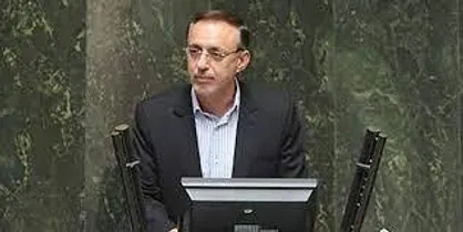 حدود سه میلیون دانش آموز گوشی هوشمند برای استفاده از شاد را ندارند
