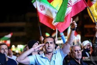 اجتماع مردمی در میدان انقلاب تهران