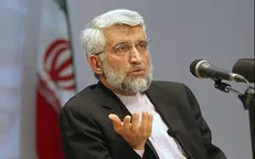 دکتر جلیلی: اروپا و آمریکا برای فشار به ایران تقسیم کار کرده‌اند/ مکرون پس از ملاقات با وزیرامورخارجه ما در فرانسه از ترامپ تشکر کرد که فشارهایش جواب داده است
