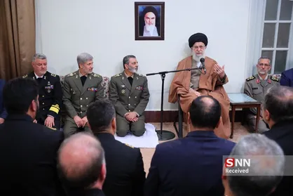 دیدار رهبر معظم انقلاب با جمعی از فرماندهان و مسئولان نیروی دریایی ارتش