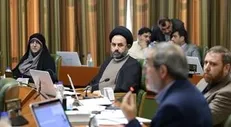 پیشنهاد برای رفع ترافیک تهران/ ترافیک روان در پایتخت مستلزم تردد ۸۰۰ هزار خودرو است