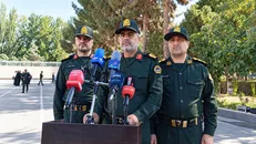 ۴۳ شرور و ۱۶ سارق زیر ضرب پلیس البرز/ از تصاحب زمین‌های میلیاردی تا سرقت خودرو و طلای زنان+ فیلم