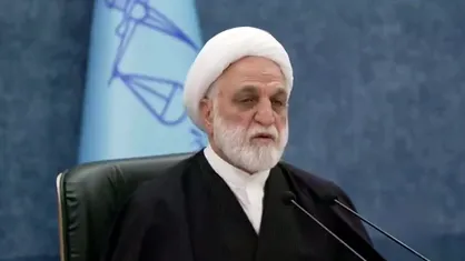 جنایات آمریکایی صهیونیستی اخیر ما را از مبارزه با فساد غافل نکند