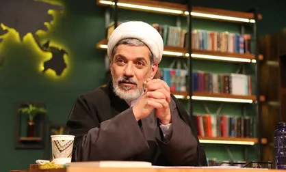 دینداری در جامعه كم شده است؟