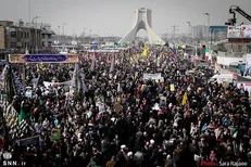 ارتباط تنگاتنگ مردم و مسئولان در آستانه چهل سالگی انقلاب