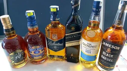 عرضه گسترده مشروبات الکلی تقلبی در ایران/ کشف ۶۰۰ هزار بطری مشروب