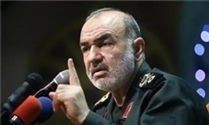 میدانیم متحد متعهد نداریم/با موشک از منافع ملی دفاع میکنیم/ارتش سوریه و عراق عمق استراتژیک ما هستند