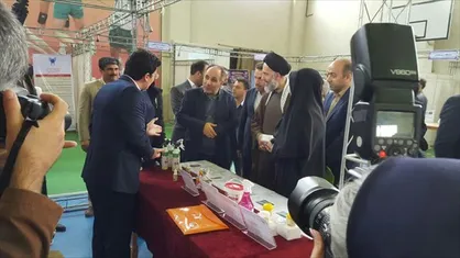 دانشگاه آزاد تبریز موفق به کسب دو مقام در جشنواره فناوری نانو شد
