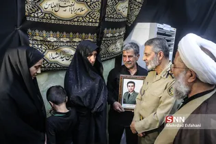 مراسم بزرگداشت شهدای حادثه تروریستی اهواز در ستاد ارتش
