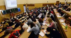شیوع کرونا برنامه ۵۹ درصد دانشجویان خارج از کشور را تحت تاثیر قرار داده است