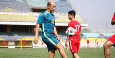 کالدرون امروز پاسخگوی خبرنگاران در ورزشگاه شهید کاظمی