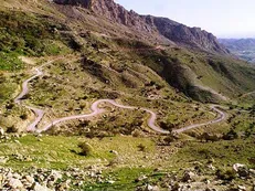 باز شدن پای کوه‌خواران به بهبهان / فساد بزرگی که در جریان ارزش‌گذاری اراضی تنگ تکاب صورت گرفت!