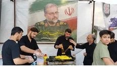 فعالیت ۱۳ موکب جهادی استان در مراسم بدرقه امام شهید