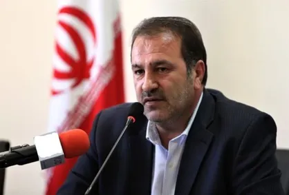 استاندار فارس جهت پاسخگویی در مورد افزایش نرخ بنزین در دانشگاه شیراز حضور یابد