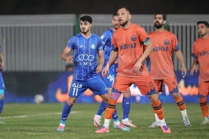 خلاصه بازی استقلال 2-1 پادیاب خلخال / پیروزی سخت شاگردان ساپینتو مقابل تیم 10 نفره در جام حذفی