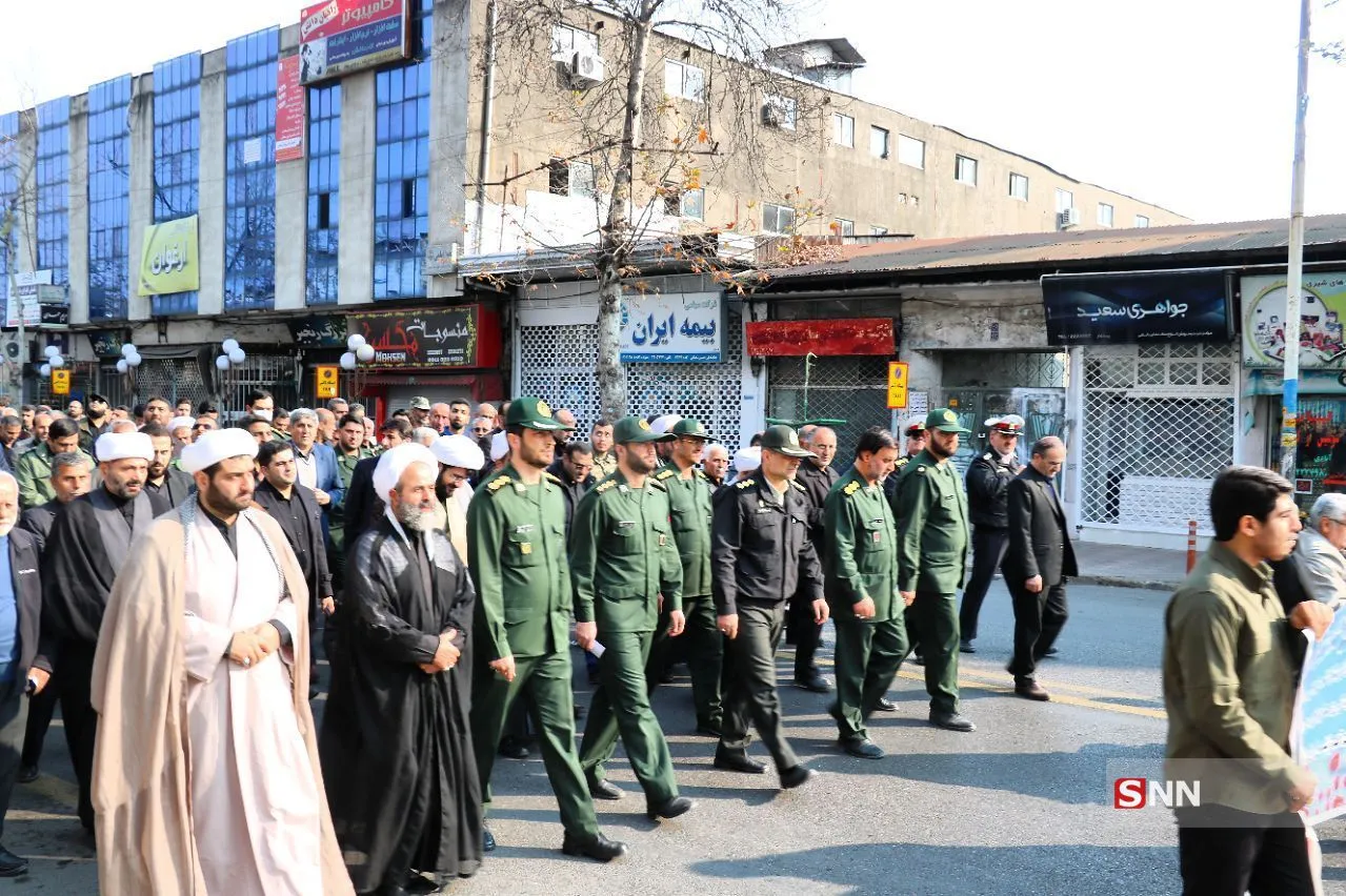 بی