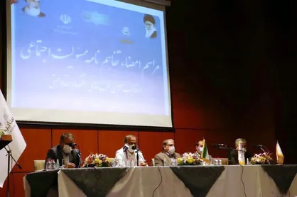 نقش شرکت&zwnj;های بزرگ اقتصادی در توانمندسازی مردم/ ۷۵ میلیارد دلار حجم تجارت خارجی در سال گذشته