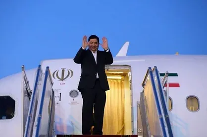 مخبر عازم بلاروس شد