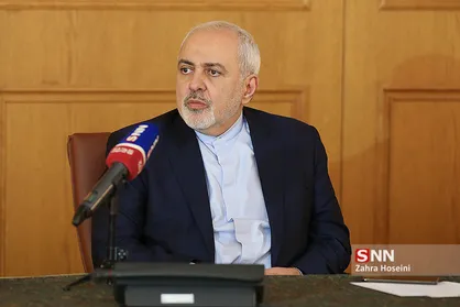 فیلم/ واکنش ظریف درمورد مستند &laquo;تهران دمشق&raquo;