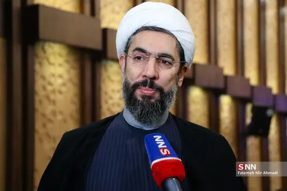 رستمی: غرب یک باند غارتگری است که هیچ رحمی ندارد/ تا مقتدر نشویم و نایستیم، برای گرفتن تمام داشته&zwnj;های ما عقب نخواهند نشست