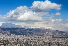 آسمان تهران فردا (۲۲ بهمن) صاف تا کمی ابری است
