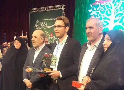 برگزیده جشنواره ملی ایثار اولین ستاد کار با خرگوش در سمنان را راه انداخت/ ایجاد دانشگاه اقماری؛ مهمترین اشتباه وزارت علوم!