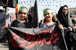 پیاده‌روی جاماندگان اربعین در تهران (۱)