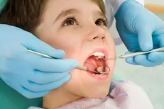 گسترش پوشش بیمه‌ای خدمات دندانپزشکی و کاهش پرداخت از جیب مردم