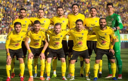 آخرین خبر&zwnj;ها از باشگاه سپاهان؛ حضور مدافع جدید طلایی پوشان در تمرین