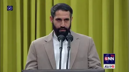 لحظاتی از مداحی مهدی ترکاشوند به زبان لری در دیدار مداحان و شاعران اهل بیت (ع) با رهبر انقلاب