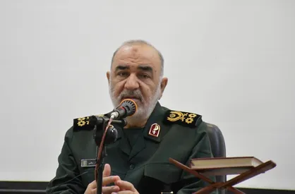 سردار سلامی: ما محصول ۴۳ سال تجربه جهاد در میدان&zwnj;های سخت هستیم / سپاه از آرایش قدرتمند جبهه دشمن هراسی ندارد