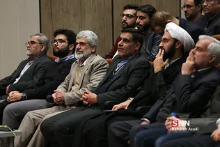 مراسم یادبود شهید احمدی‌روشن در دانشگاه شریف