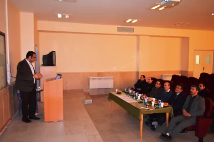 اولين دانش&zwnj;آموخته دکتری فیزیک دانشگاه آزاد اردبیل از رساله خود دفاع کرد