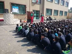 تئاتر بیشتر وارد مدارس شود/ لزوم آموزش هنر بازیگری و تئاتر از دبستان