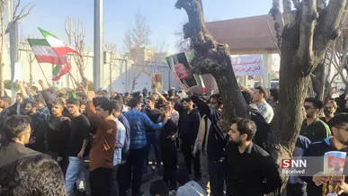 روایتی از تجمع سوم اسفند شریفی‌ها/ «دانشگاه جای تو نیست»