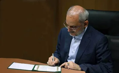 حاجی میرزایی: پیگیر باقیمانده مطالبات فرهنگیان بابت سهم دولت هستیم