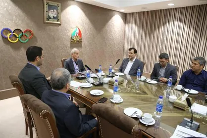 نشست سرپرست کاروان اعزامی با مسوولان وزنه برداری