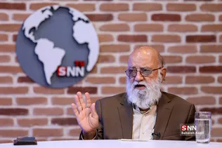حضور مهدی چمران در خبرگزاری