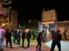 ضرباهنگ سنگ و سوز نی در شب‌های تاسوعا؛ آیین ۲۵۰ ساله «چاق‌چاقو» در سامان زنده می‌ماند + فیلم