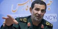 دریادار تنگسیری: روند ارتقاء توان رزم نیروی دریایی سپاه تداوم خواهد یافت